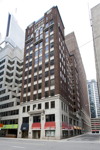 Perspective view of 350 Bay Street, Toronto